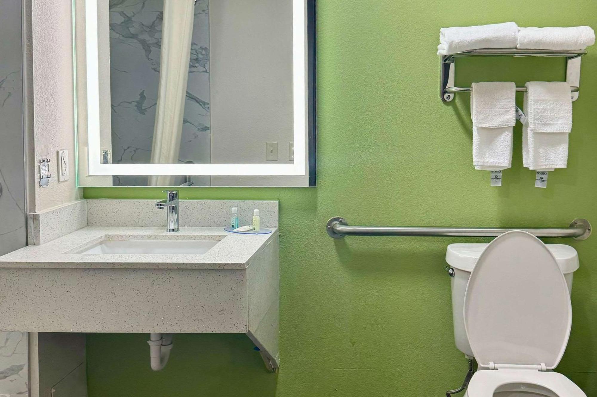 Quality Inn Sulphur Εξωτερικό φωτογραφία