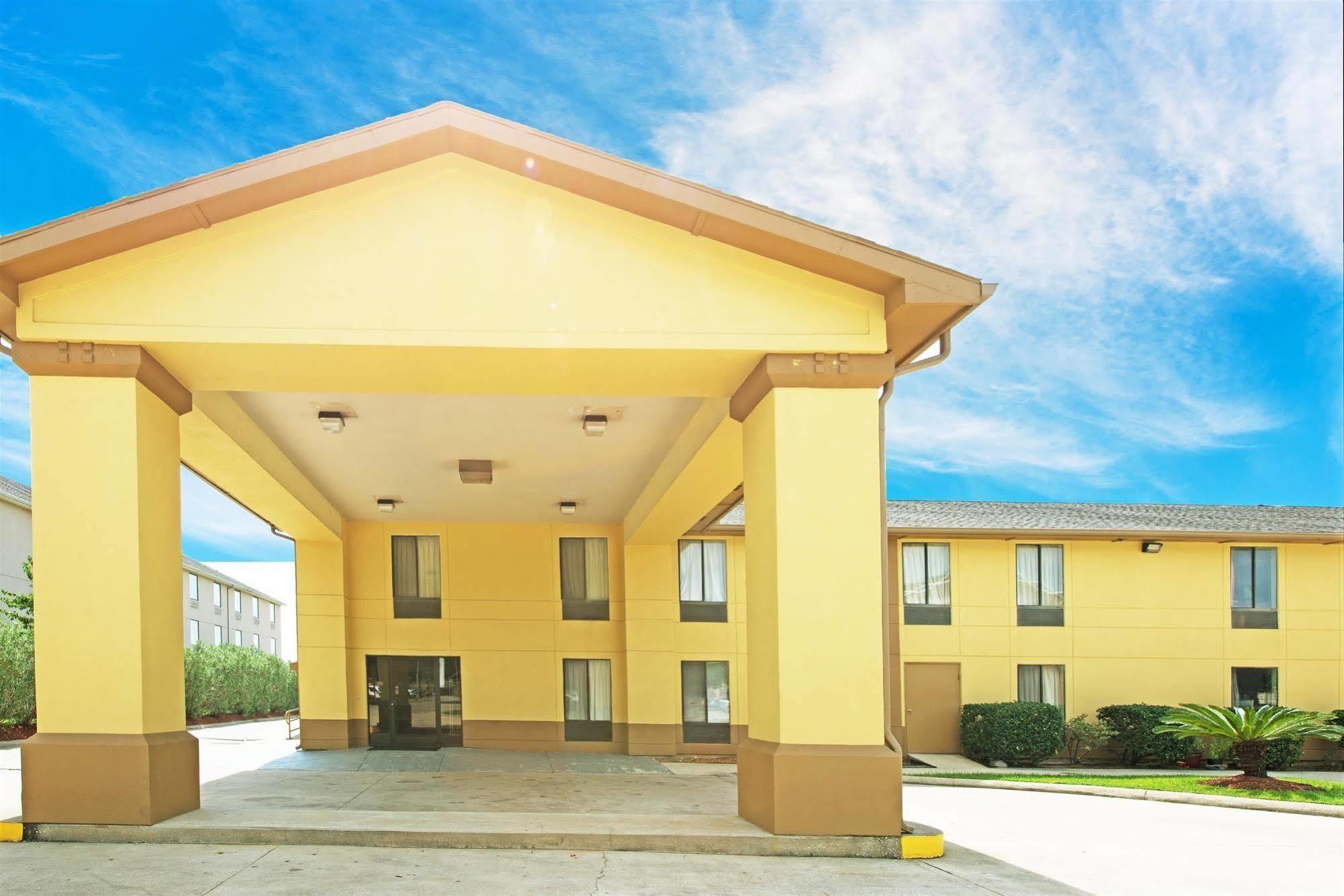 Quality Inn Sulphur Εξωτερικό φωτογραφία